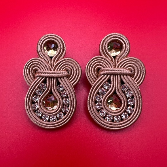 Elegant Gold Art Deco-Inspired Dangle Earrings - Stylish Soutache Earrings - Picture 7 of 10